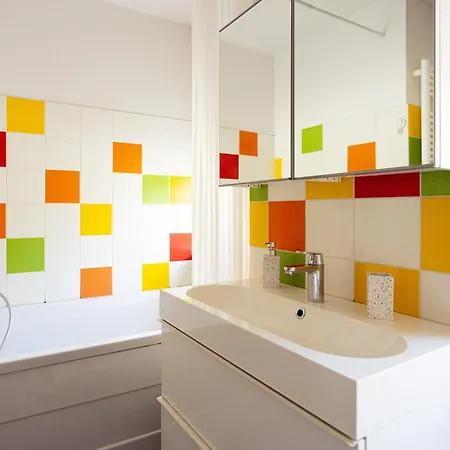 Large Two Bedroom Family App - Free Parking * לובליאנה