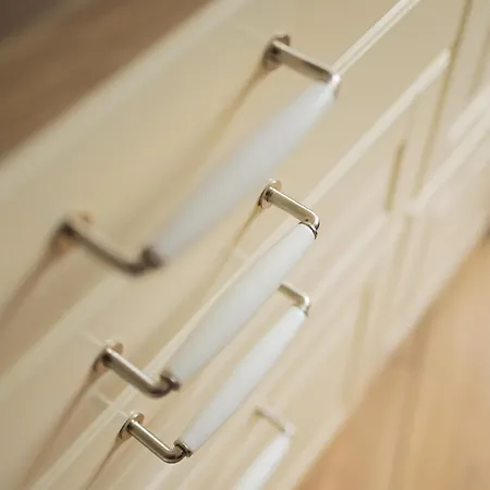 דירה Large Two Bedroom Family App - Free Parking *