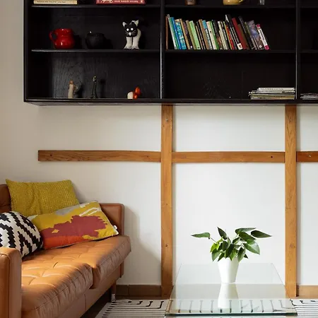 Large Two Bedroom Family App - Free Parking Apartman Ljubljana