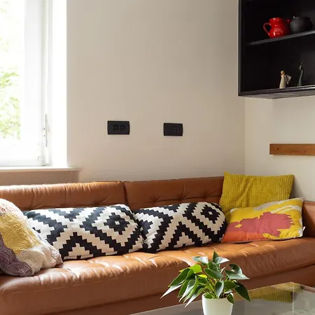 Large Two Bedroom Family App - Free Parking Ljubljana
