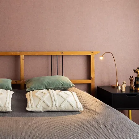Large Two Bedroom Family App - Free Parking Apartman *