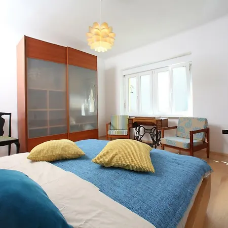 Large Two Bedroom Family App - Free Parking * Ljubljana