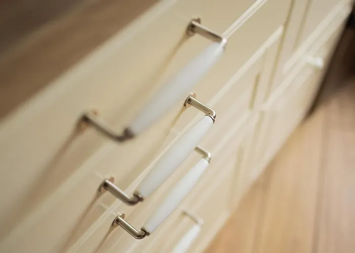 Apartament Large Two Bedroom Family App - Free Parking *