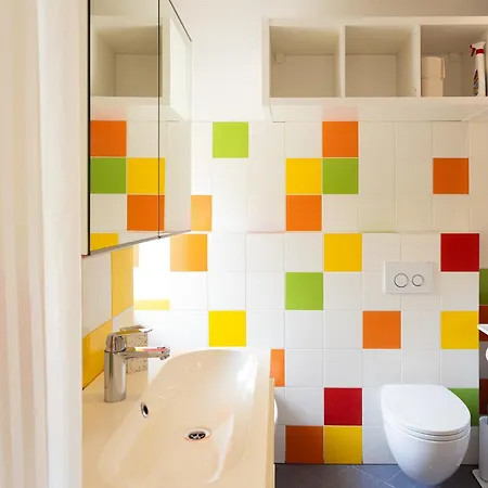 Large Two Bedroom Family App - Free Parking ليوبليانا