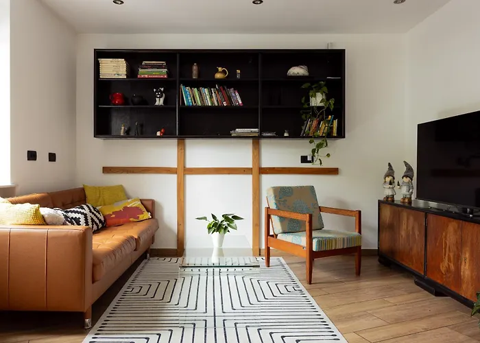 Διαμέρισμα Large Two Bedroom Family App - Free Parking *